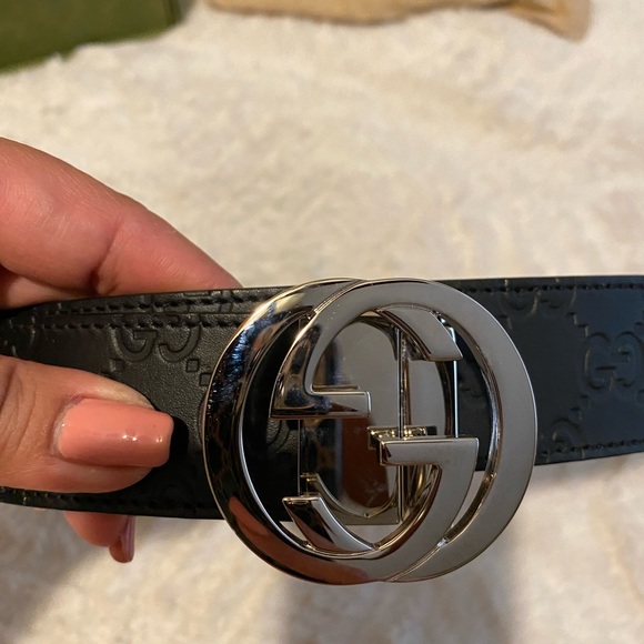 Only used one time. Dust bag and box included. - Picture 3 of 4